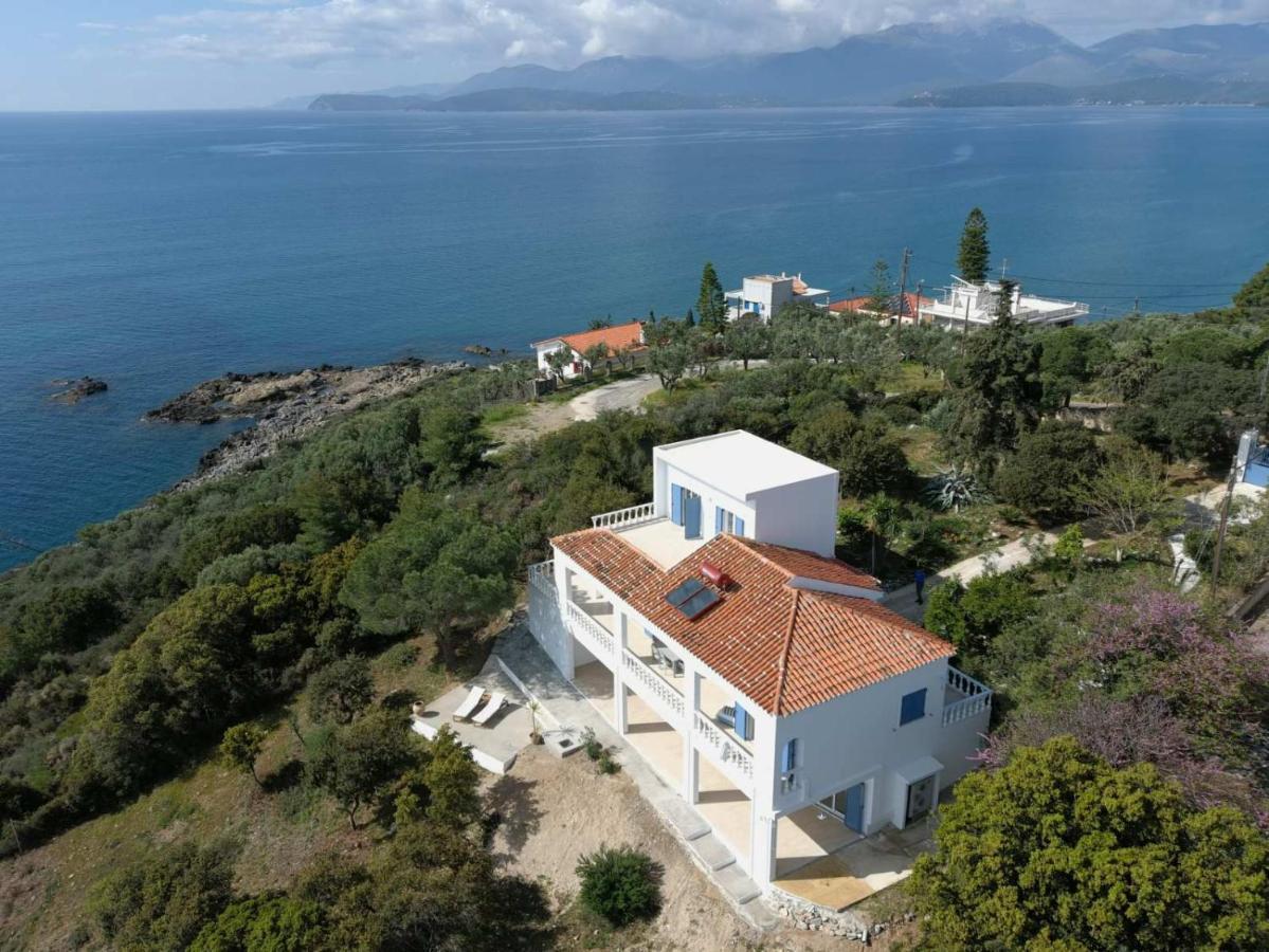Laconian Collection Villa Big Blue Mavrovoúnion Exterior foto