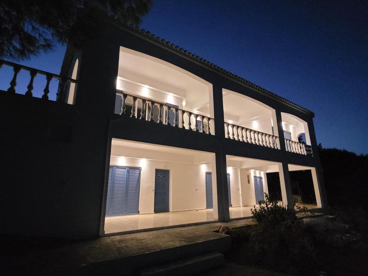 Laconian Collection Villa Big Blue Mavrovoúnion Exterior foto